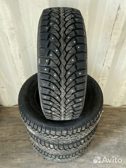 Pirelli Formula Ice 215/60 R16 99T