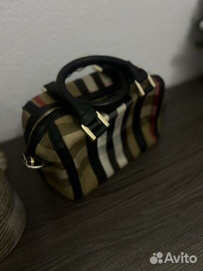 Сумка через плечо burberry