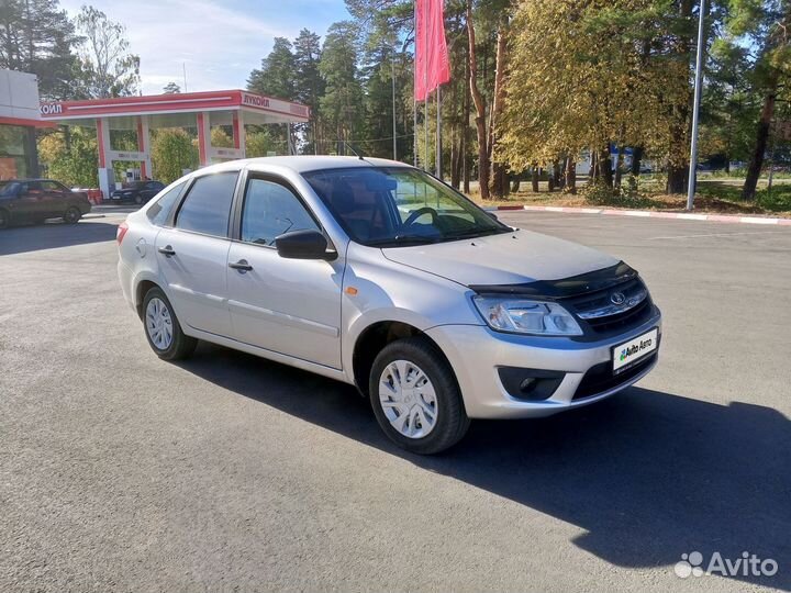 LADA Granta 1.6 МТ, 2016, 10 900 км