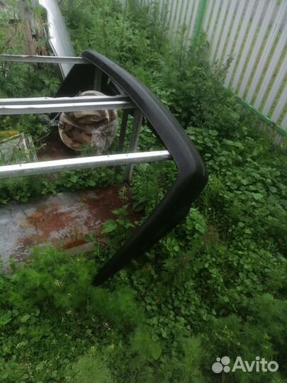 Задний бампер на фольксваген пассат б-3