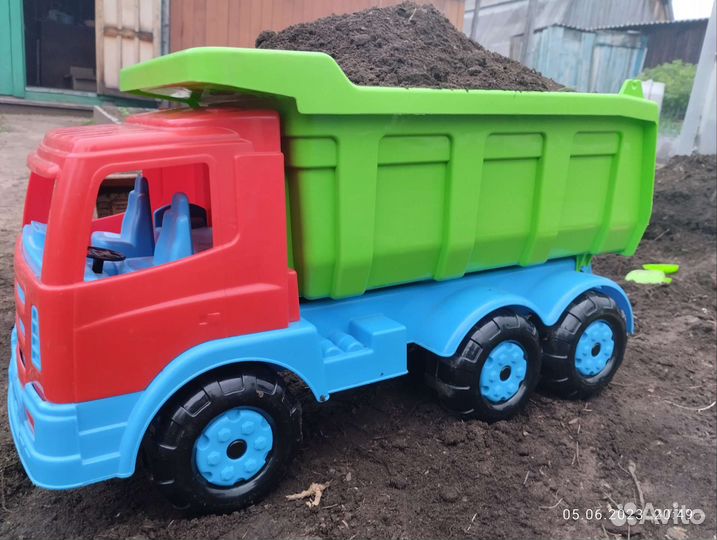 Доставка чернозема, песка, пгс камазами