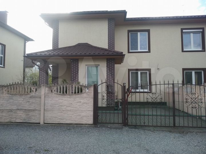 Дом 114,8 м² на участке 2,7 сот.