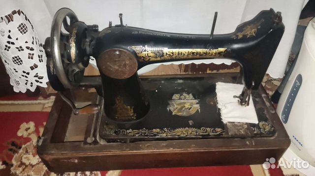 Швейная машина Singer