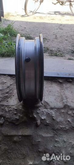 Шины диски и колеса на скутер