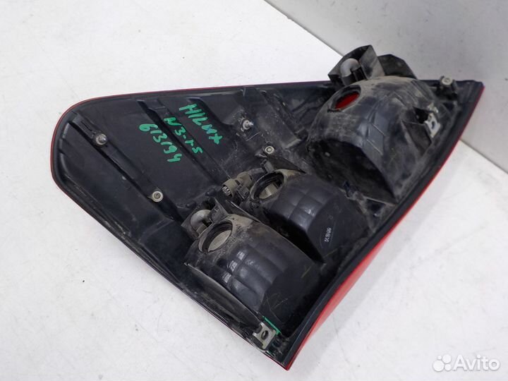 Фонарь задний правый Toyota Hi Lux 2015