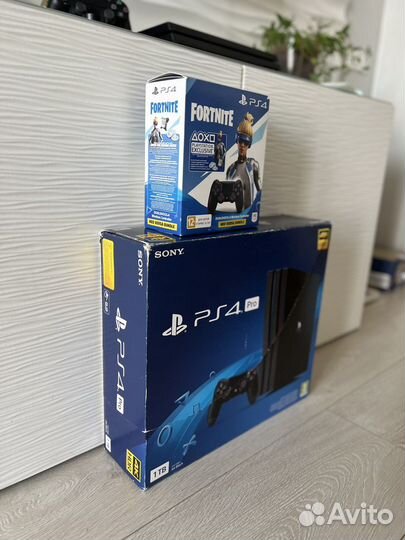 Sony Playstation 4 pro 1tb