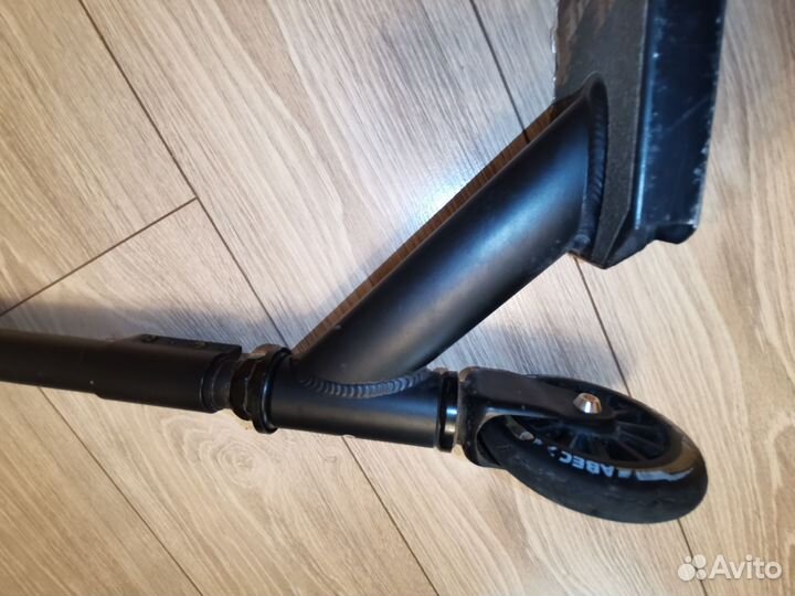 Самокат трюковой без колёс