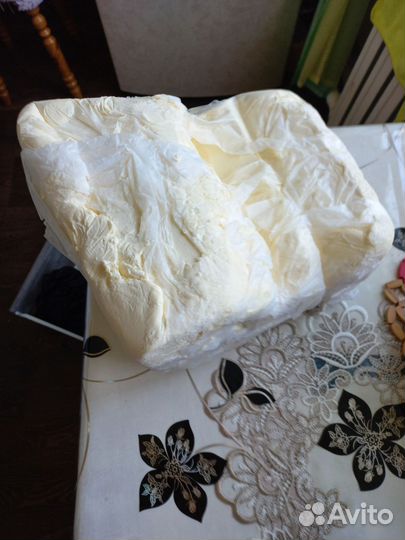 Масло сливочное пайковое - 10,500кг, 350руб за кг