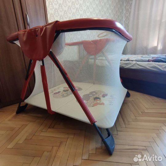 Манеж детский складной