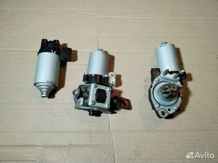 Моторчик электропривод сидения Kia K5 DL3