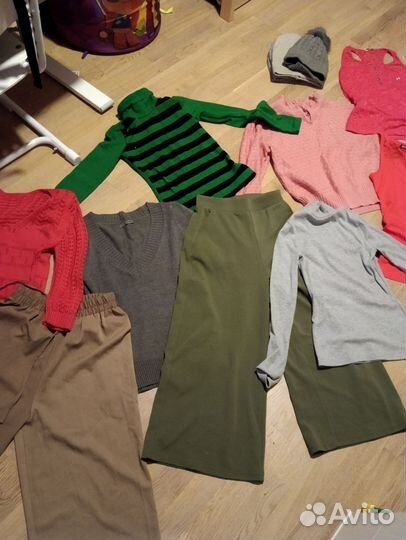 Продаю пакет женских вещей 42 размер