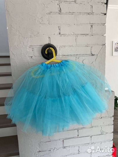 Нарядное платье для девочки 6-7 лет