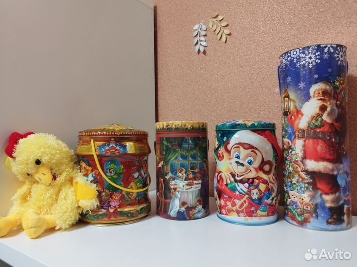 Коробка подарочная новогодняя