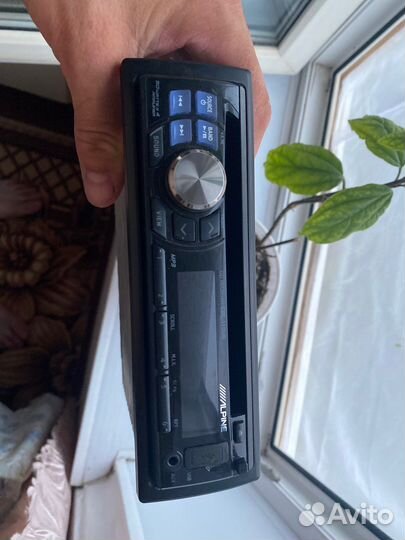 Автомагнитола alpine cde-110ub