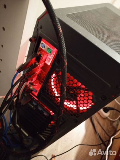 Игровой пк zeon E5 2623V3 DDR4