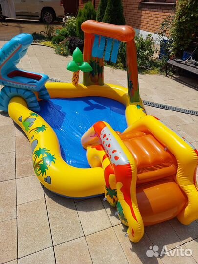 Детский надувной бассейн intex