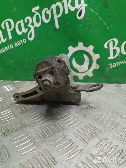 Кронштейн двигателя LADA (Ваз) 2170 Приора