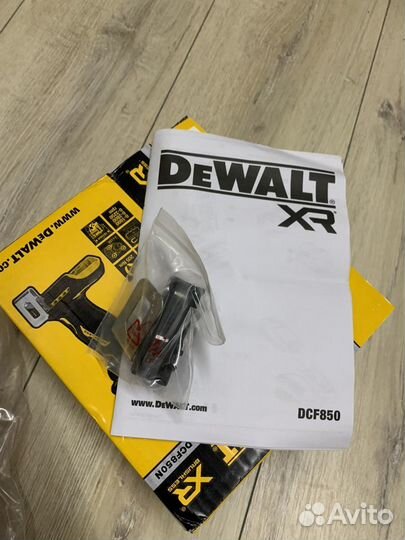 Импульсный винтоверт Dewalt dcf850n