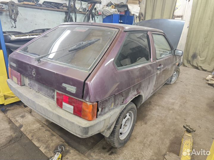 В разборе ваз 2108