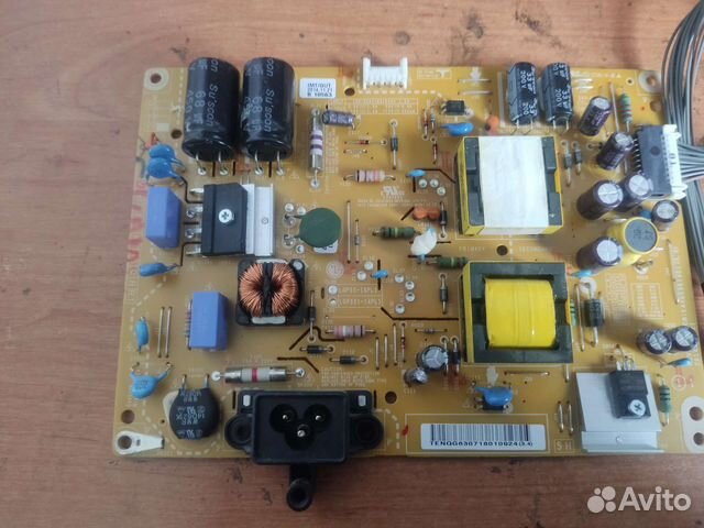 Блок питания и майн LG 32LB563V