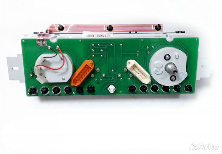 Щиток приборов Нива Ваз 21213