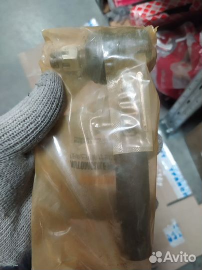 Рулевой наконечник Toyota Avensis