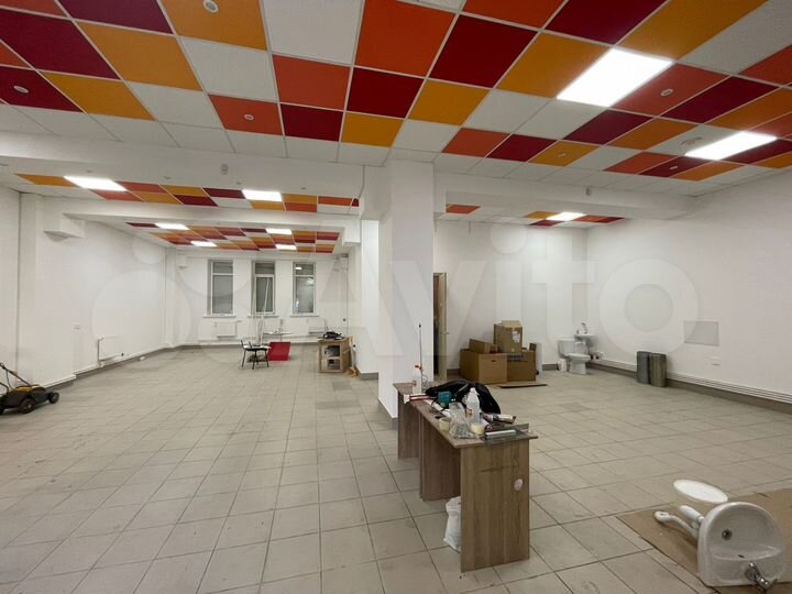 Торговая площадь, 120 м²