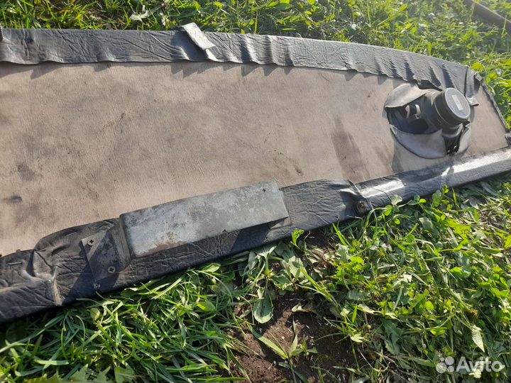 Акустическая полка 3309 в кабину