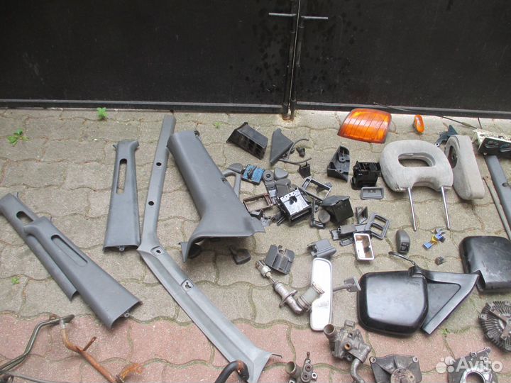 Элементы салона автомобиля