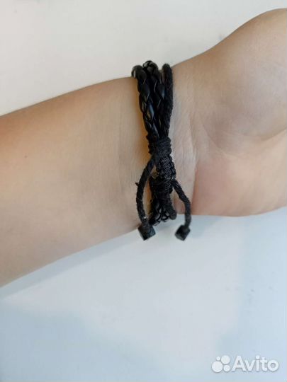 Кожаный плетеный браслет