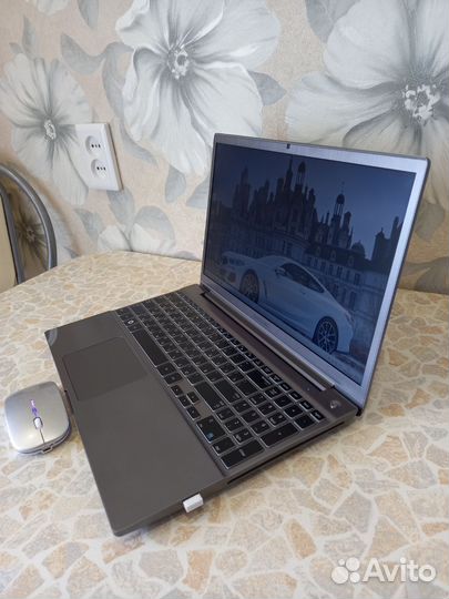 Мощный, тонкий Samsung, Core i5, ssd+hdd, 8 ram