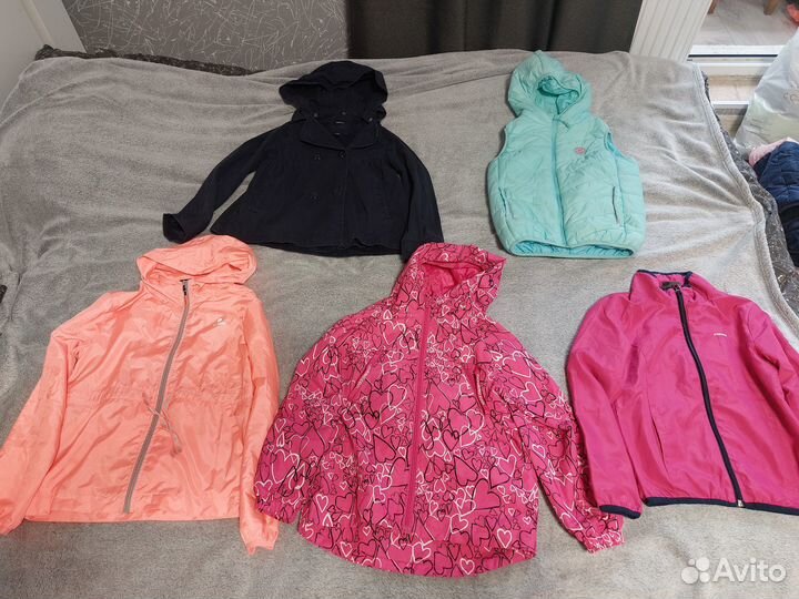 Куртка на девочку 134/140
