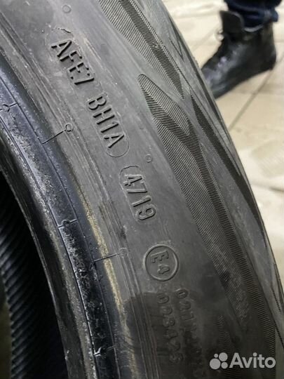 Accelera 651 235/55 R19 105