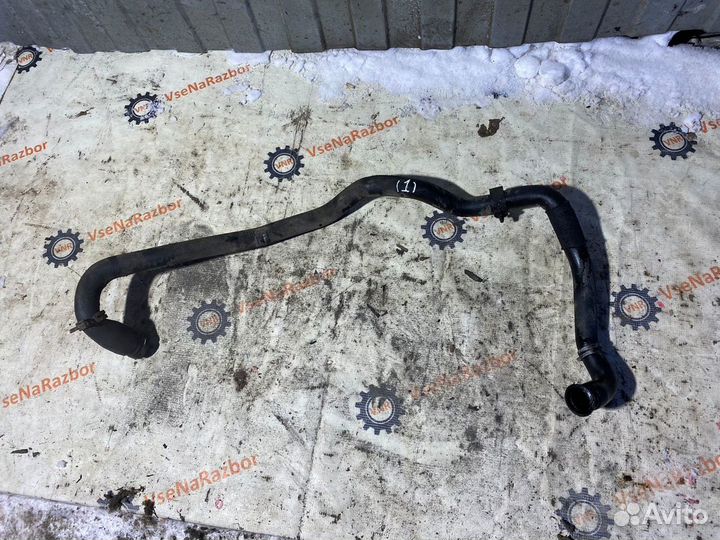 Патрубок системы охлаждения (арт. 1) Форд Фокус 2