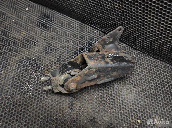 Подушка двигателя с кронштейном Kia Shuma 2