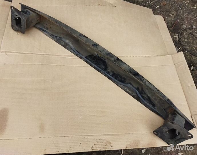 Усилитель заднего бампера VW Tiguan идеал