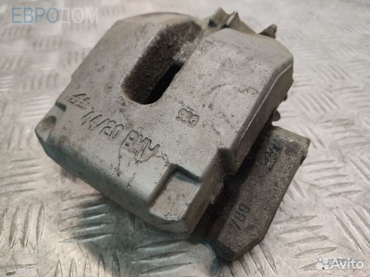 Суппорт задний правый BMW E70 s1134059