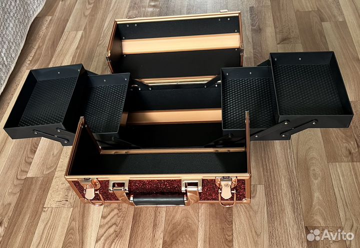 Чемодан для маникюра визажиста кейс для косметики