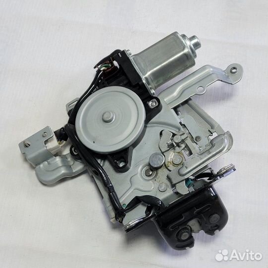 Замок багажника Infiniti FX S51