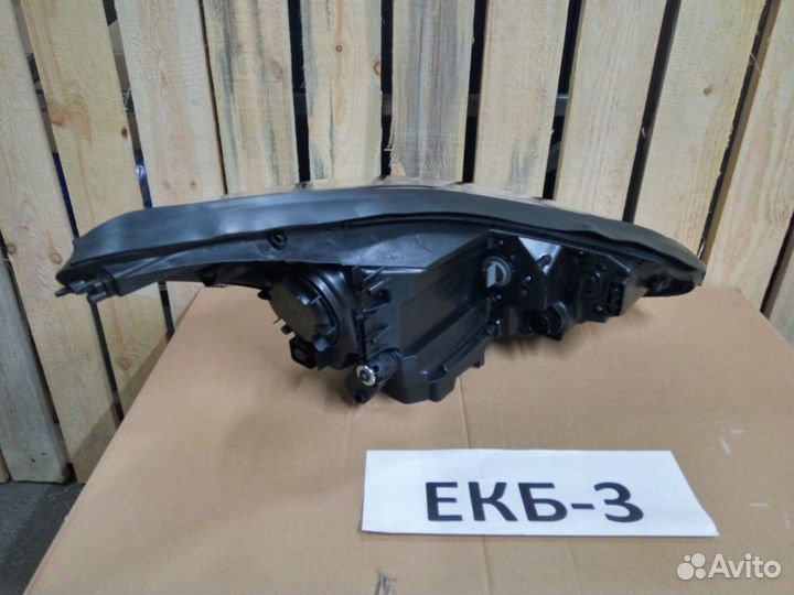 Фара левая Kia Sportage 4 QL