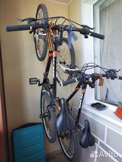 Настенный крюк-держатель для велосипеда Cyclotech