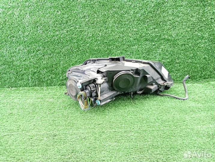 Фара левая ксенон рестайл Audi A3 8P Дефект верхне