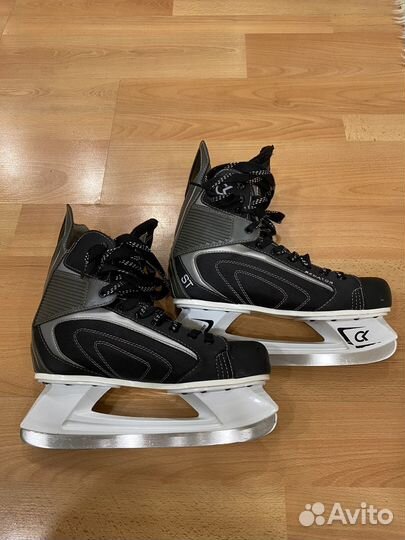 Коньки хоккейные 44 размер