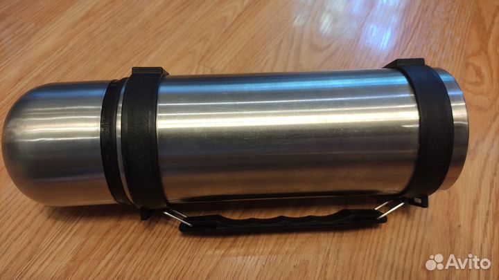 Термос металлический с кнопкой