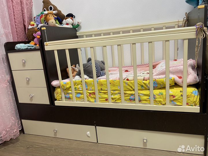 Детская кровать трансформер с маятником