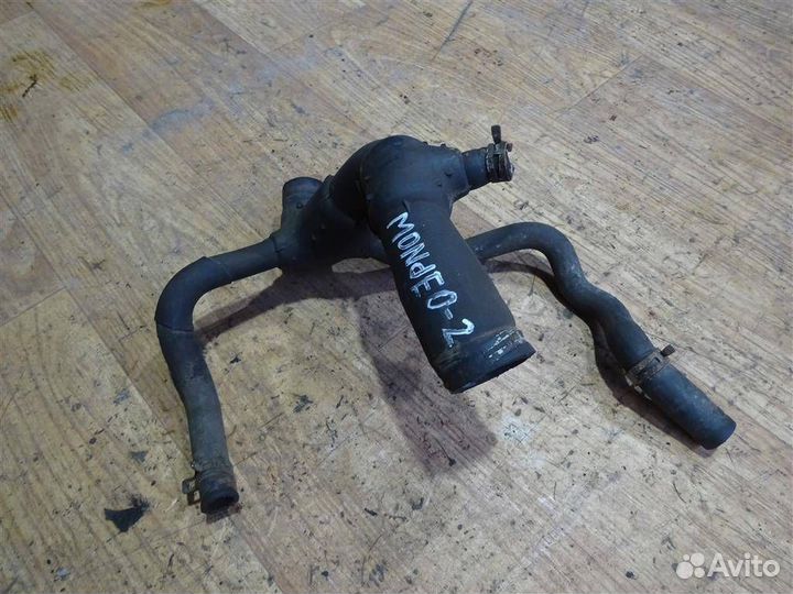 Патрубок радиатора Ford Mondeo II 1996-2000