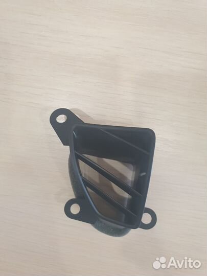 Элемент приборной панели escalade 4