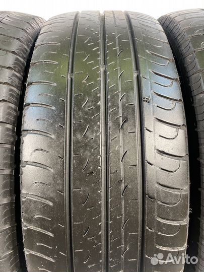 Goodyear EfficientGrip Cargo 215/60 R17C