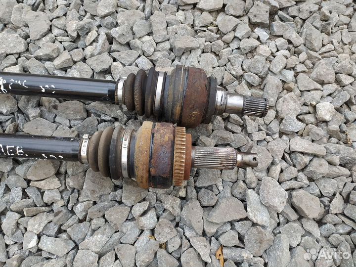 Полуось (привод в сборе) Kia Quoris I рестайлинг