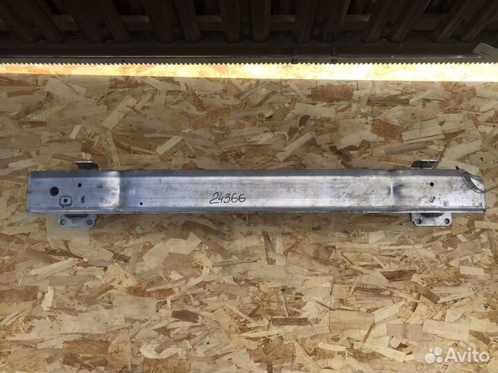 Усилитель переднего бампера Peugeot Traveller